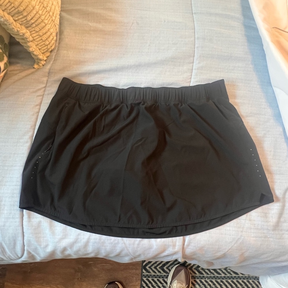 Black Women's Old Navy Skort